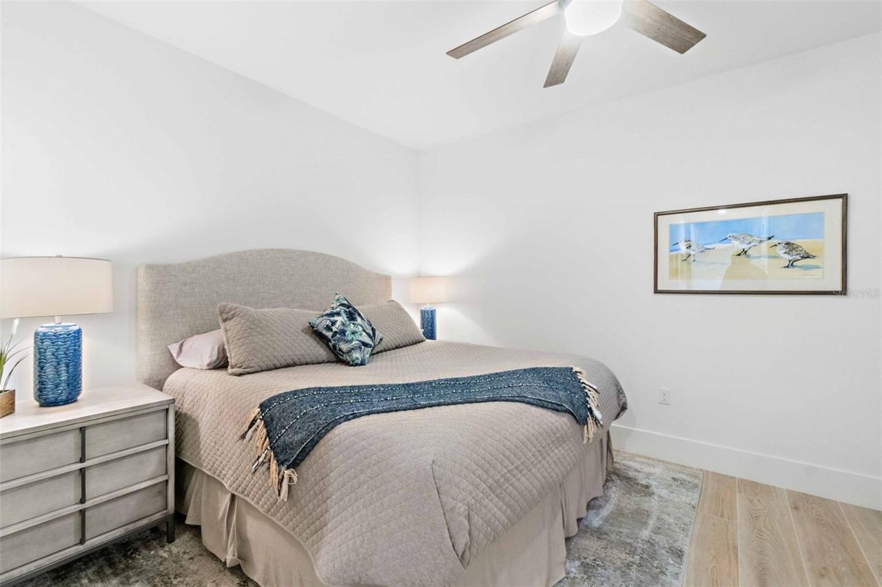 1035 Seaside Drive, Unit 603, Sarasota, FL 34242 Photo