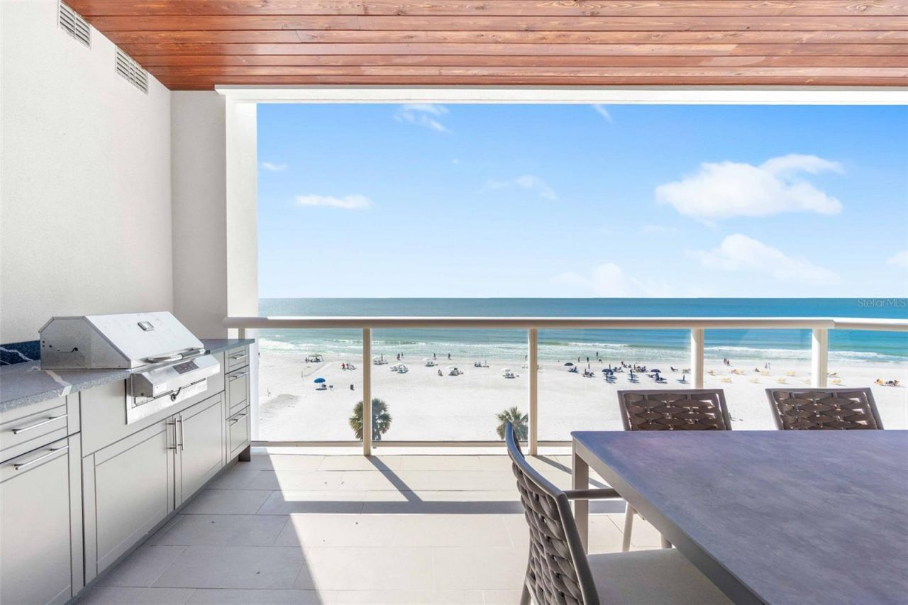 1035 Seaside Drive, Unit 603, Sarasota, FL 34242 Photo