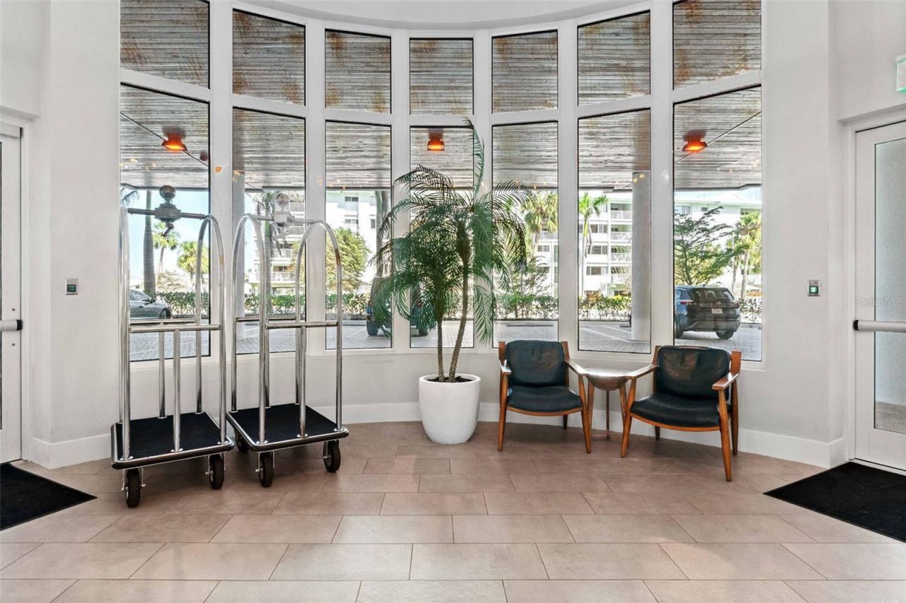 1035 Seaside Drive, Unit 603, Sarasota, FL 34242 Photo