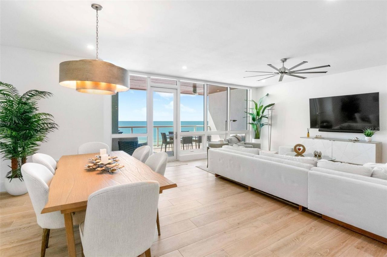 1035 Seaside Drive, Unit 603, Sarasota, FL 34242 Photo