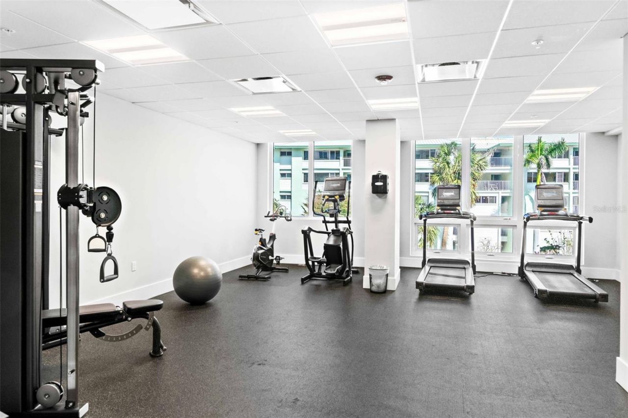 1035 Seaside Drive, Unit 603, Sarasota, FL 34242 Photo