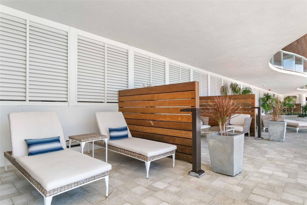 1035 Seaside Drive, Unit 603, Sarasota, FL 34242 Photo