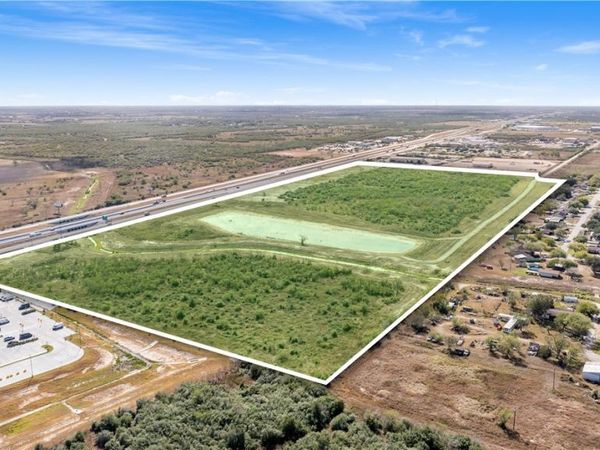 000 US HWY 59 N, Victoria, TX 77905