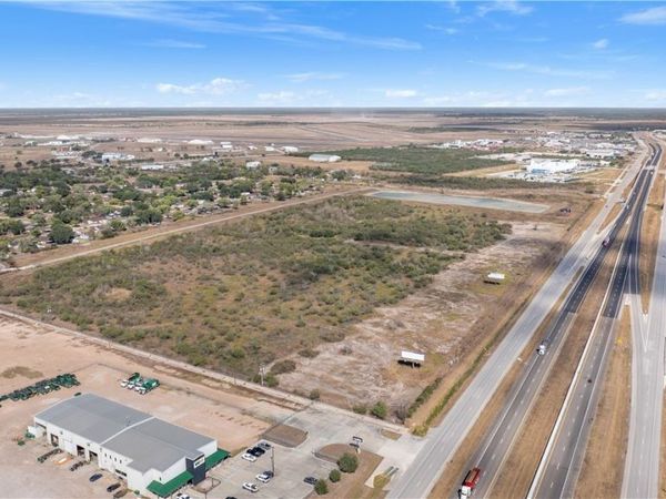 000 US HWY 59 N , Victoria, TX 77905