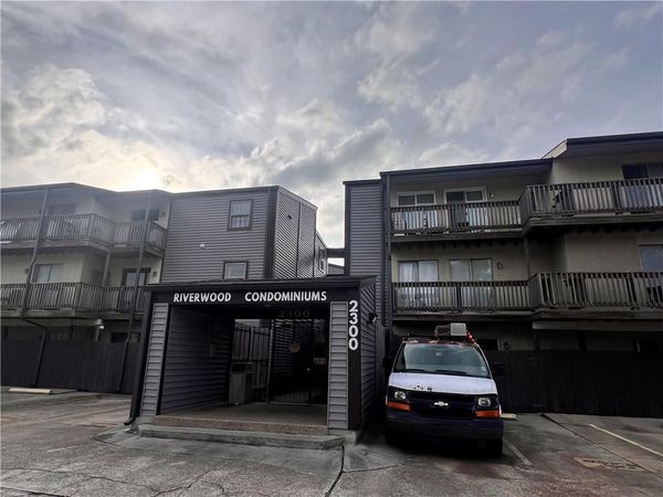 2301 EDENBORN Avenue, Unit 708, Metairie, LA 70001
