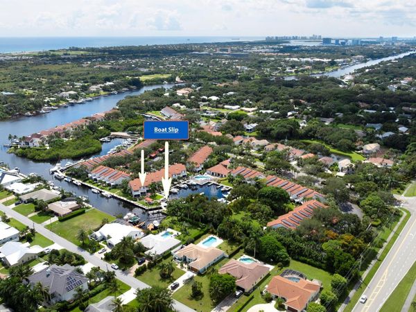 2359 Treasure Isle Drive, Unit 38, Palm Beach Gardens, FL 33410