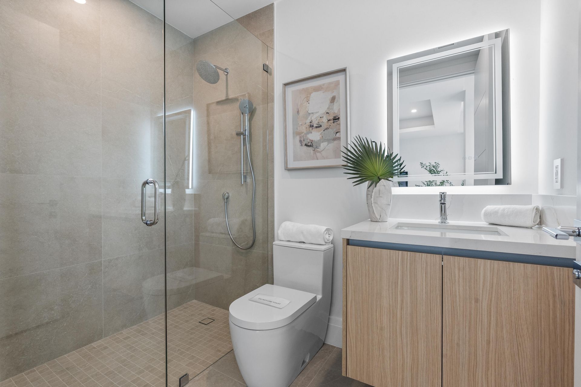 87 Isle Of Venice Drive, Unit 202s, Fort Lauderdale, FL 33301 Photo