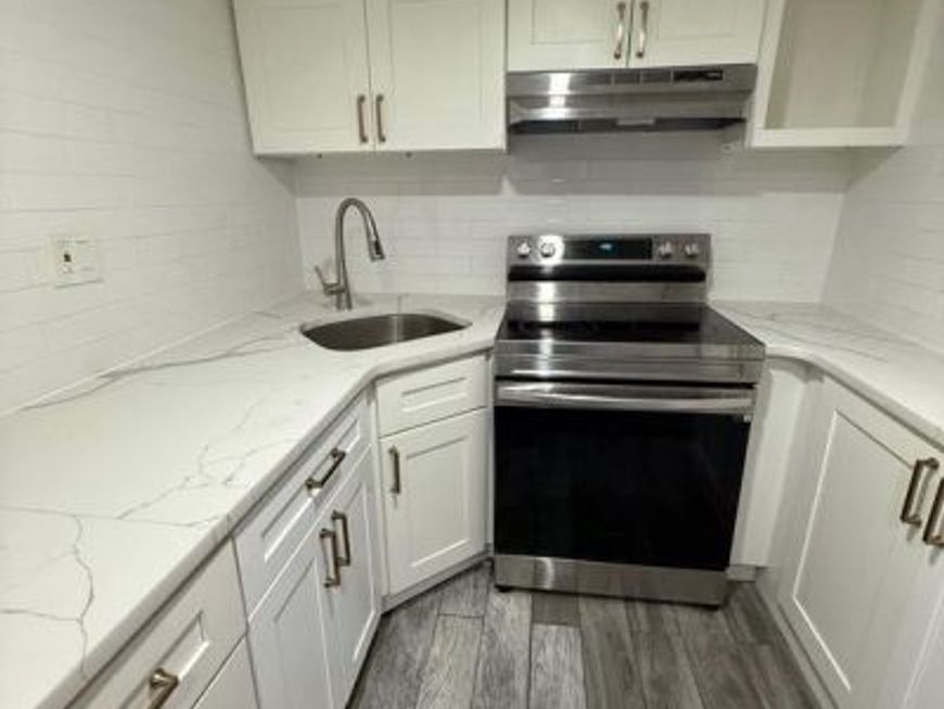 1224 Carlton Street, Philadelphia, PA 19107 Main Photo