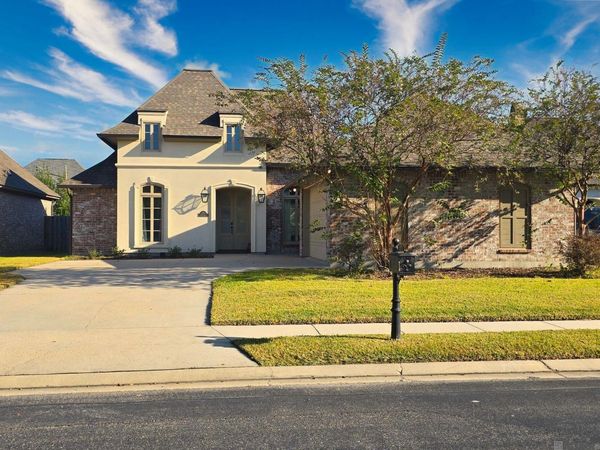 170 Politz Ave, St Gabriel, LA 70776