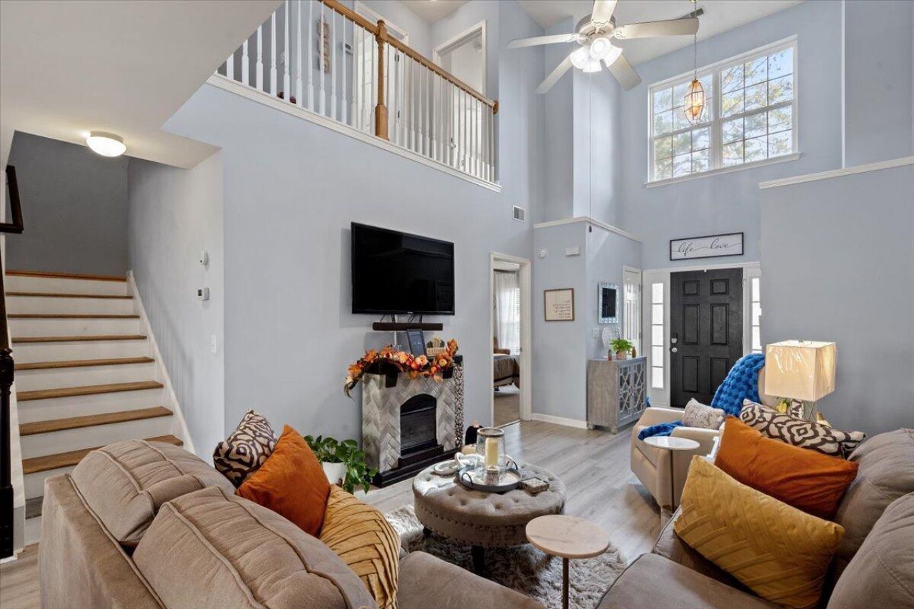 4812 Willow Brook Lane Photo 12