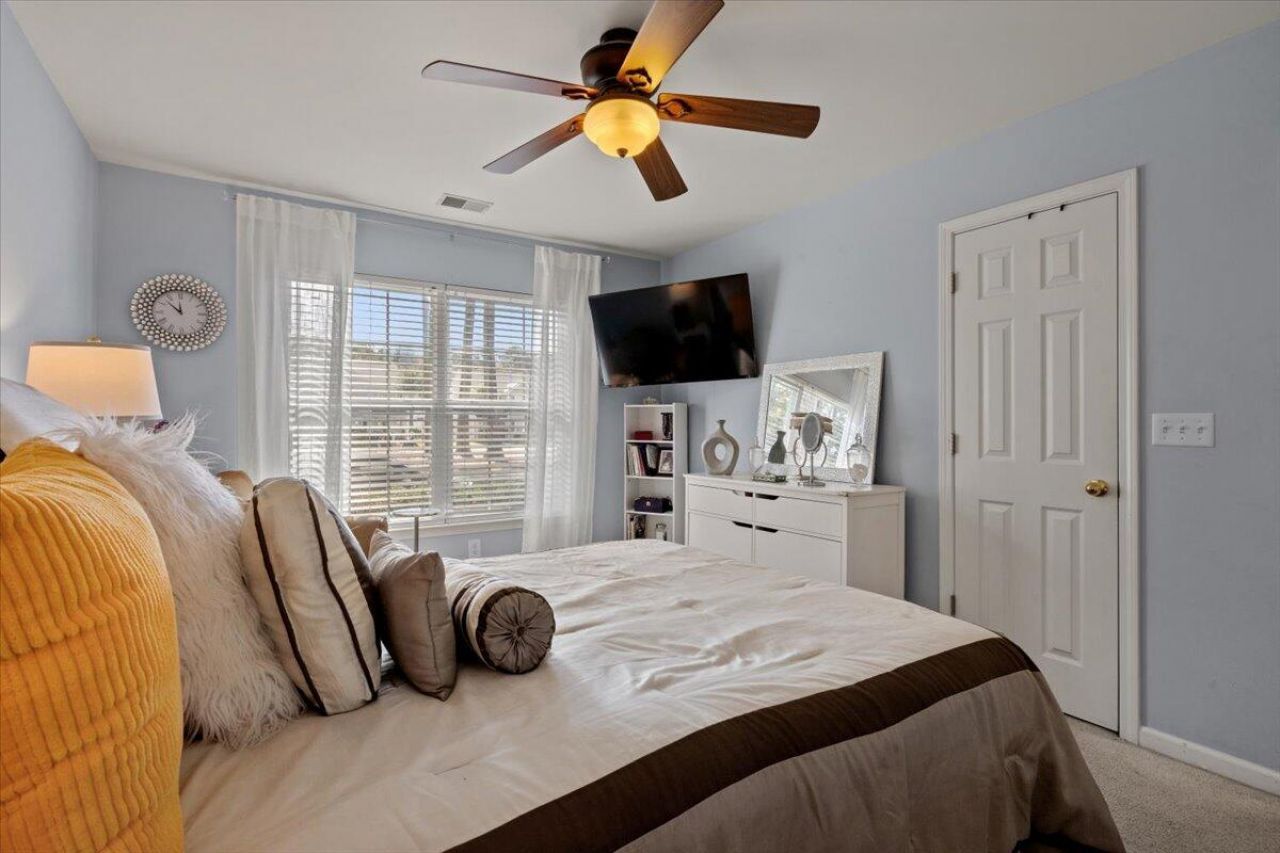 4812 Willow Brook Lane Photo 24