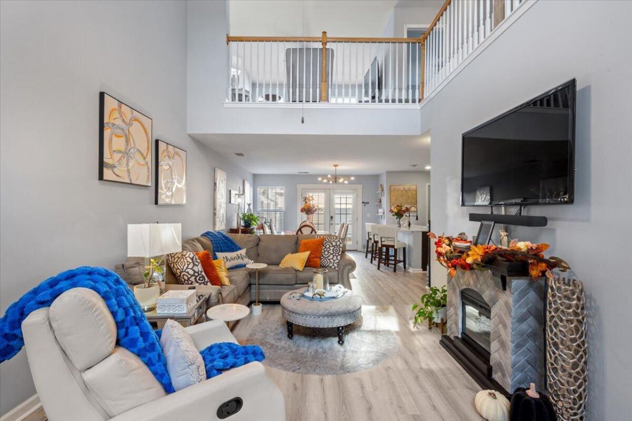 4812 Willow Brook Lane Photo 4