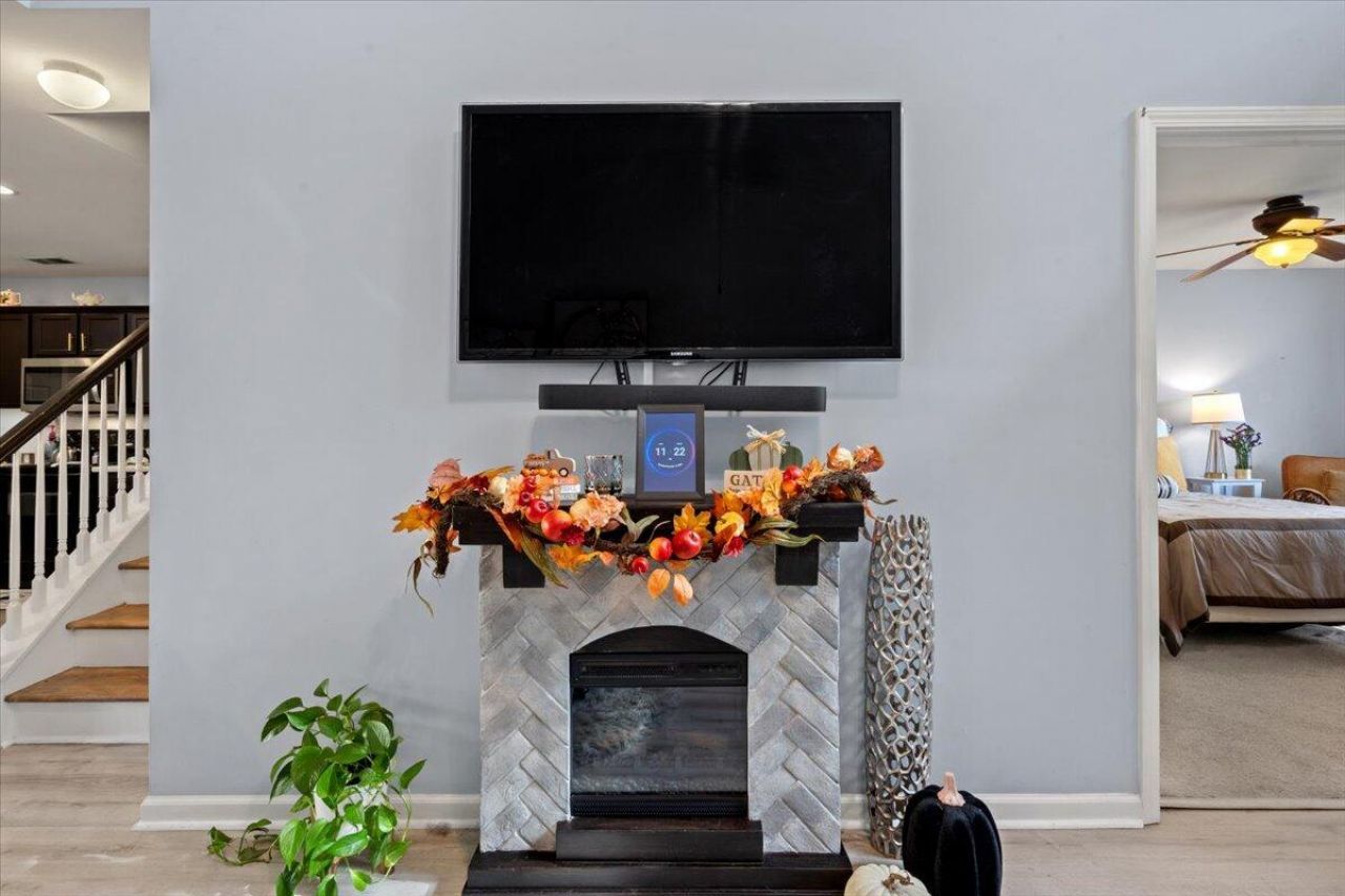 4812 Willow Brook Lane Photo 8