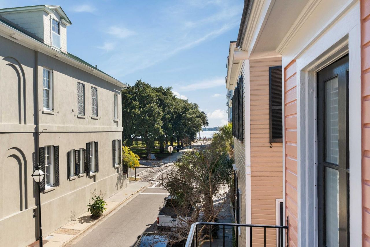 3 King Street Photo 16