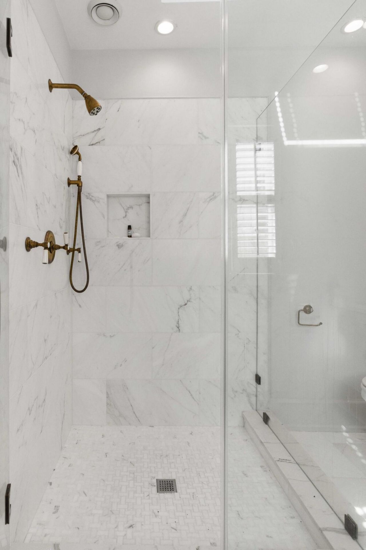 3 King Street Photo 24