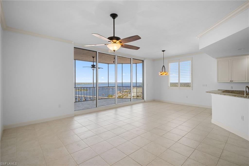 2090 W First St, Unit F2806, Fort Myers, FL 33901 Photo