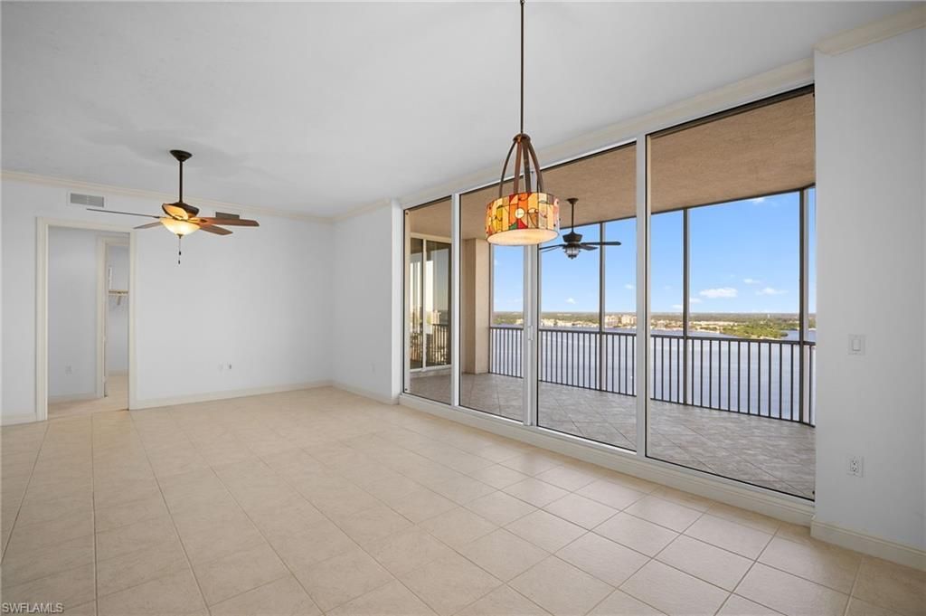 2090 W First St, Unit F2806, Fort Myers, FL 33901 Photo