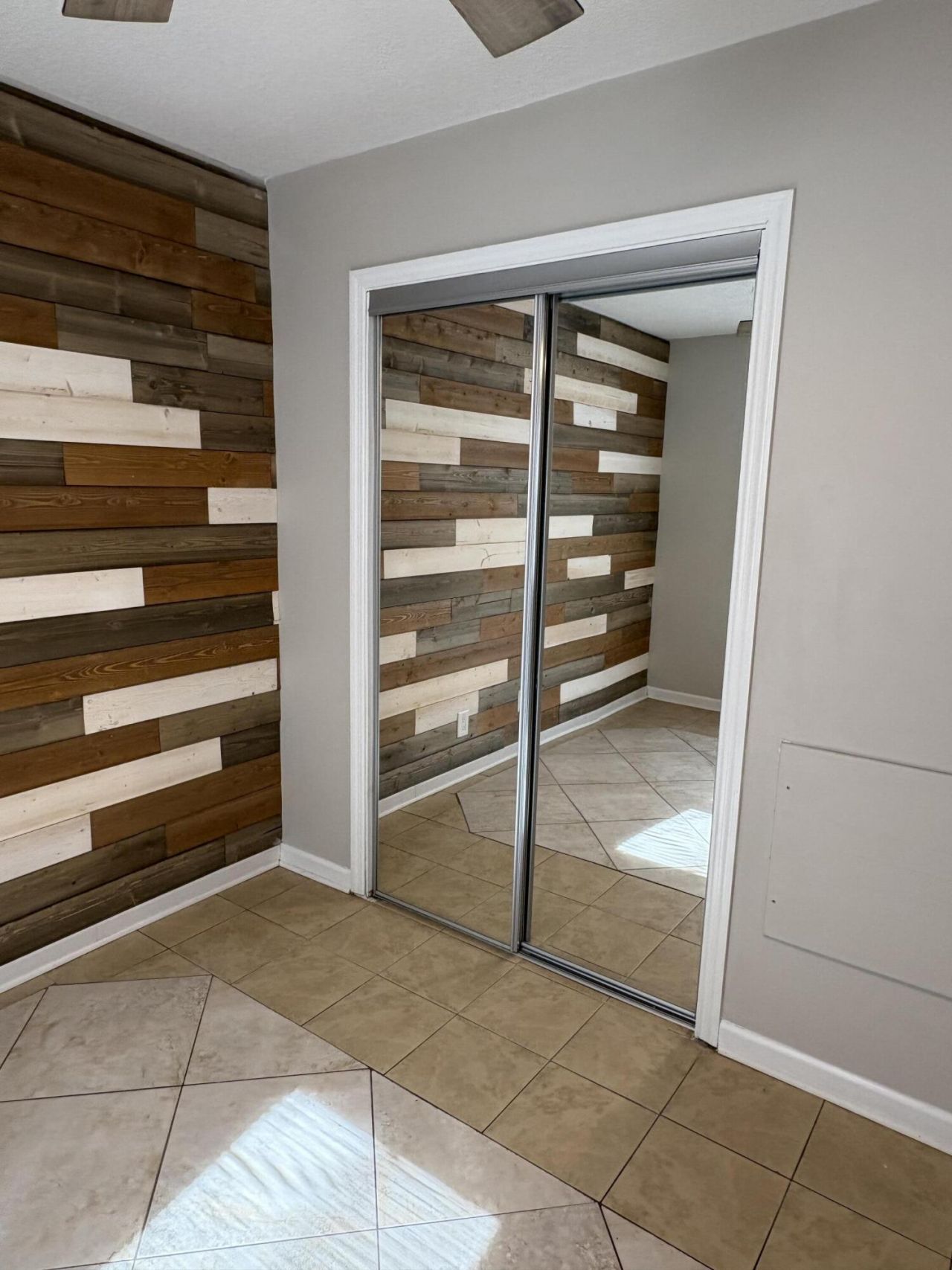 6240 Old Point Road Photo 15