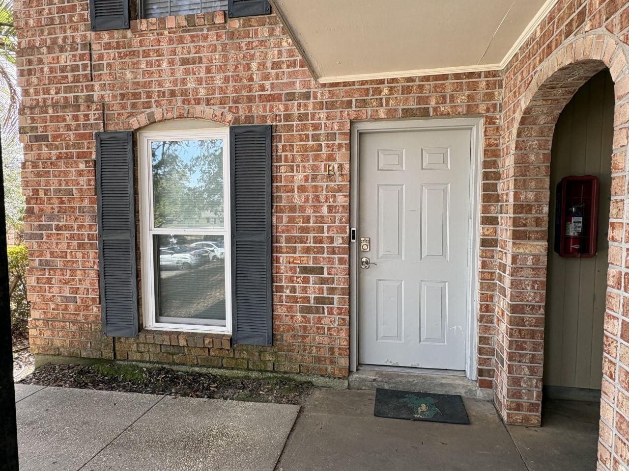 6240 Old Point Road Photo 5