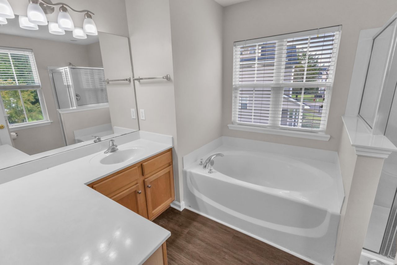 1868 Hubbell Drive Photo 11