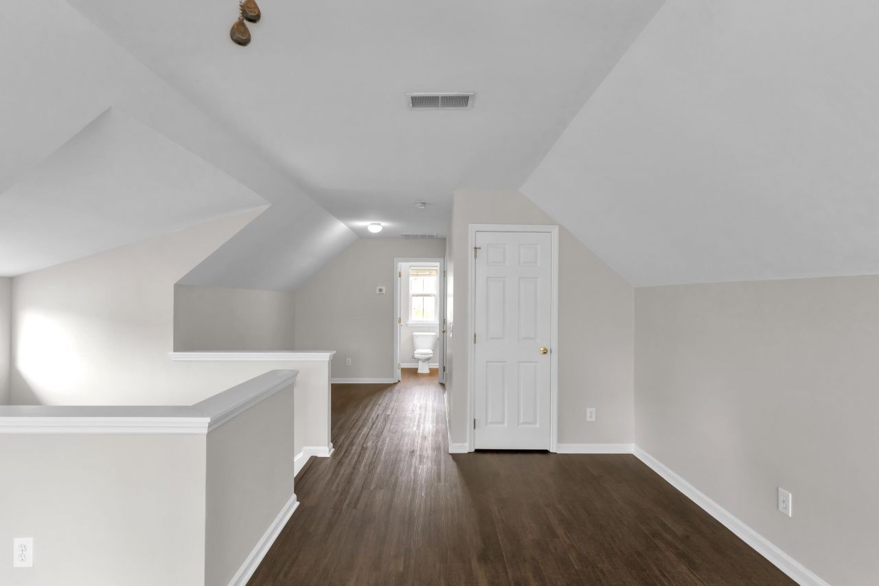 1868 Hubbell Drive Photo 16