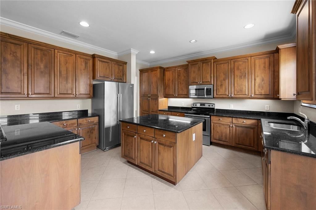 10310 Carolina Willow Dr, Fort Myers, FL 33913 Photo