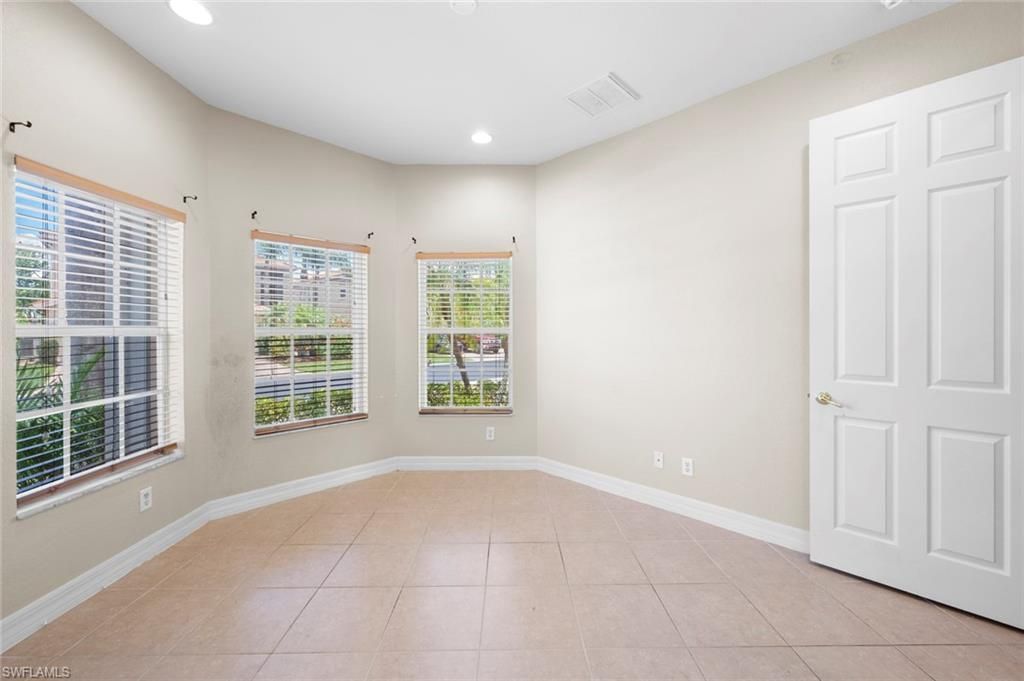 10310 Carolina Willow Dr, Fort Myers, FL 33913 Photo