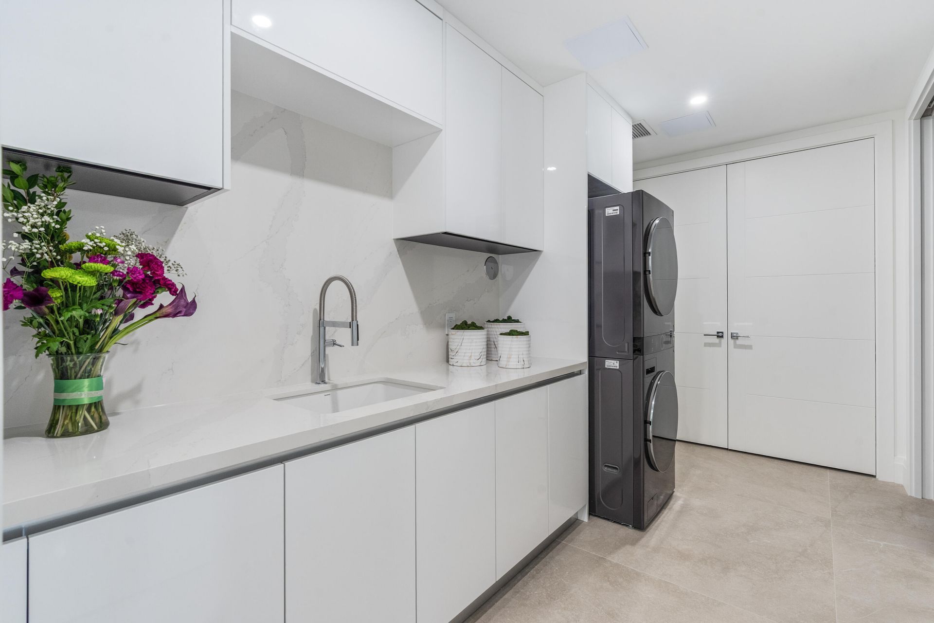 87 Isle Of Venice Drive, Unit 301n, Fort Lauderdale, FL 33301 Photo