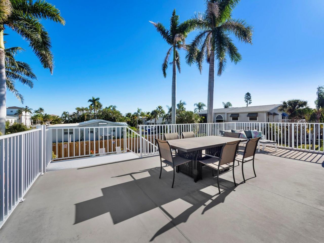 761 Tarawitt Drive, Longboat Key, FL 34228 Photo