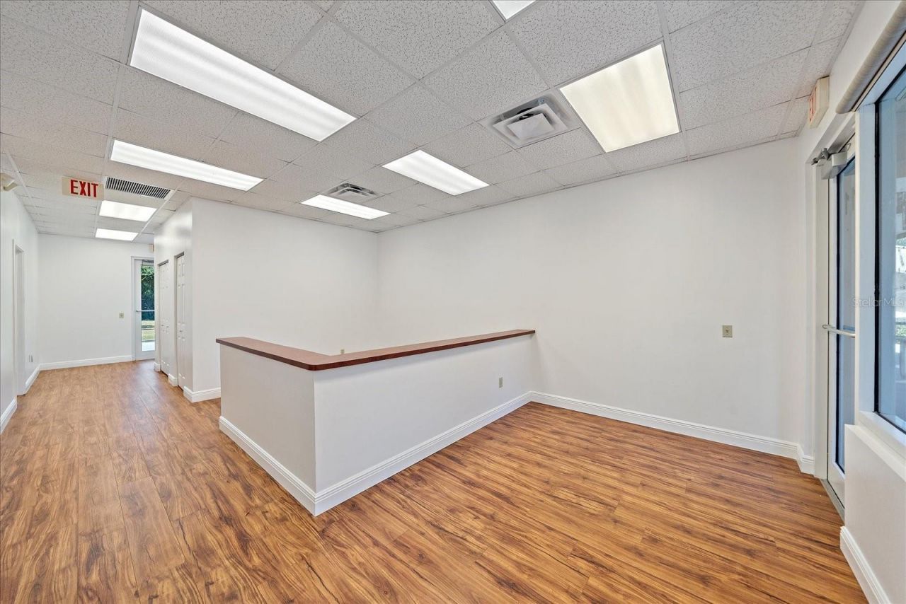 306 N Rhodes Avenue, Unit 111, Sarasota, FL 34237 Photo