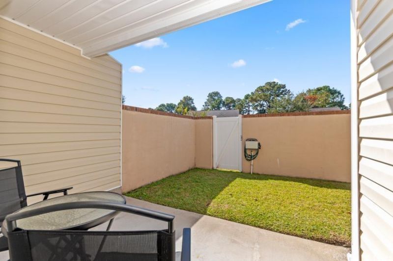 110 Cart Crossing Dr. Photo 36