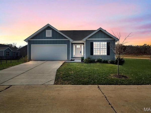 1122 Red Fox Drive, Eureka, MO 63025