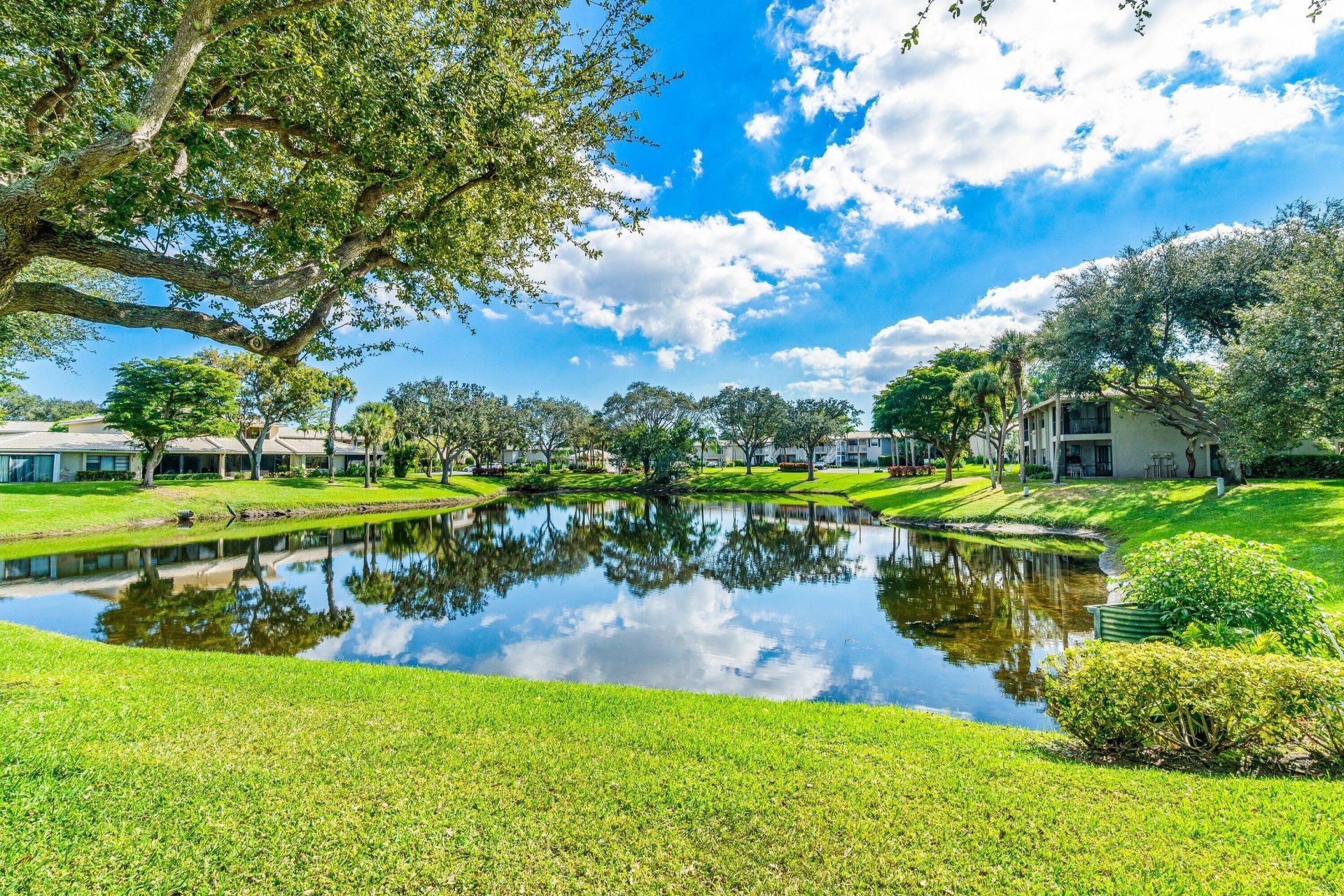 24 Stratford Drive E, Unit D, Boynton Beach, FL 33436 Photo