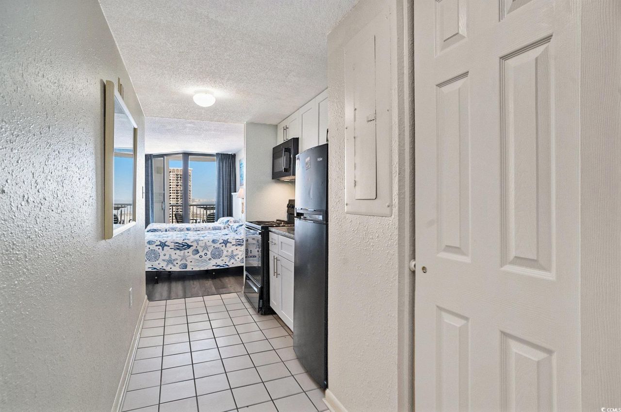 9550 Shore Dr. Photo 10