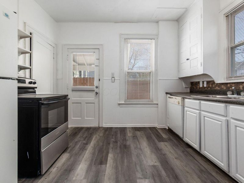 2394 Neil Avenue, Columbus, OH 43202 Photo 12