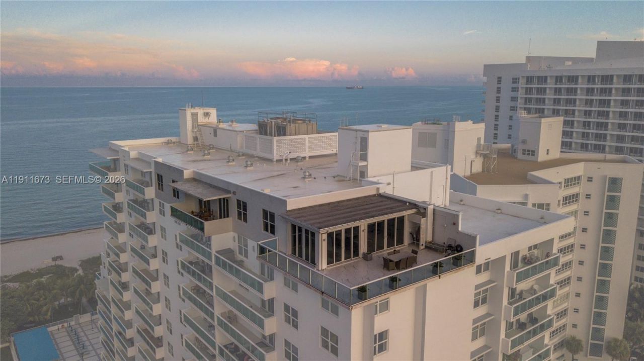 5001 Collins Ave, Unit PH-1, Miami Beach, FL 33140 Photo