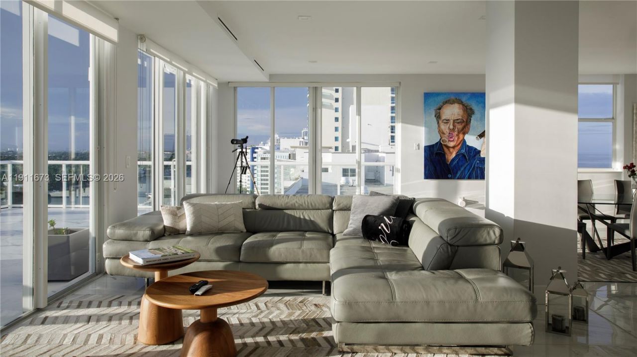 5001 Collins Ave, Unit PH-1, Miami Beach, FL 33140 Photo