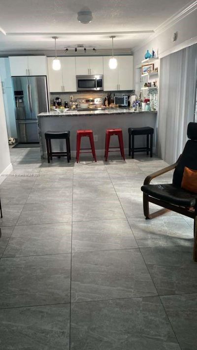 10454 NW 5th Ter, Unit 4-30, Miami, FL 33172 Photo