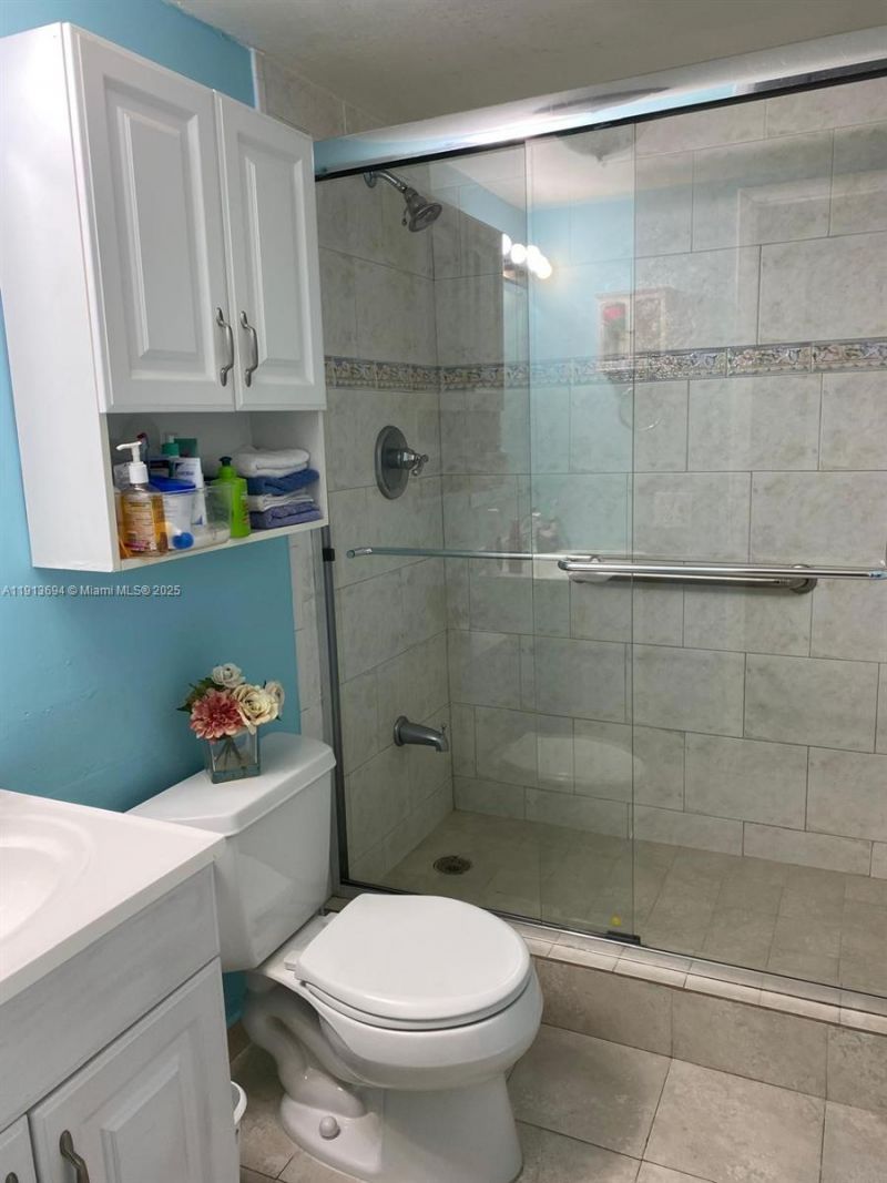 10454 NW 5th Ter, Unit 4-30, Miami, FL 33172 Photo