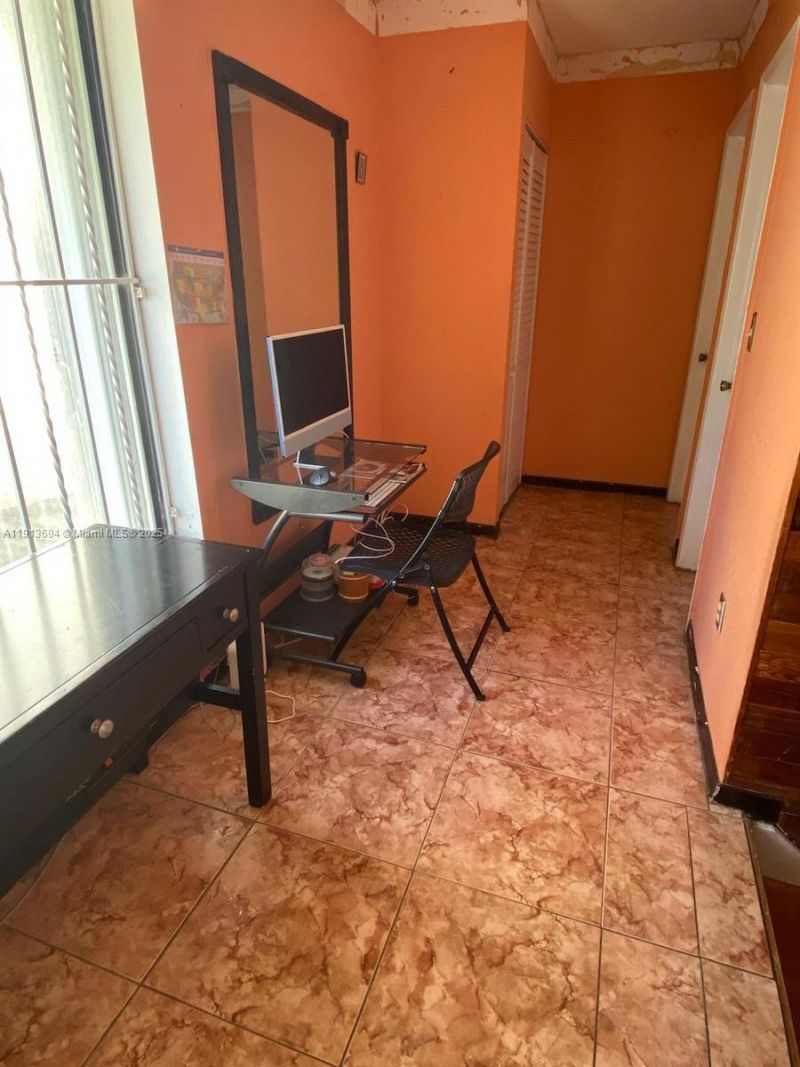 10454 NW 5th Ter, Unit 4-30, Miami, FL 33172 Photo