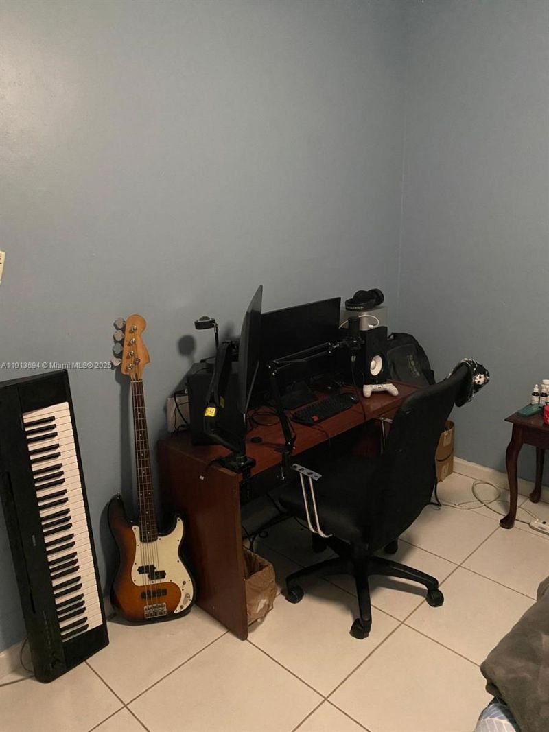 10454 NW 5th Ter, Unit 4-30, Miami, FL 33172 Photo