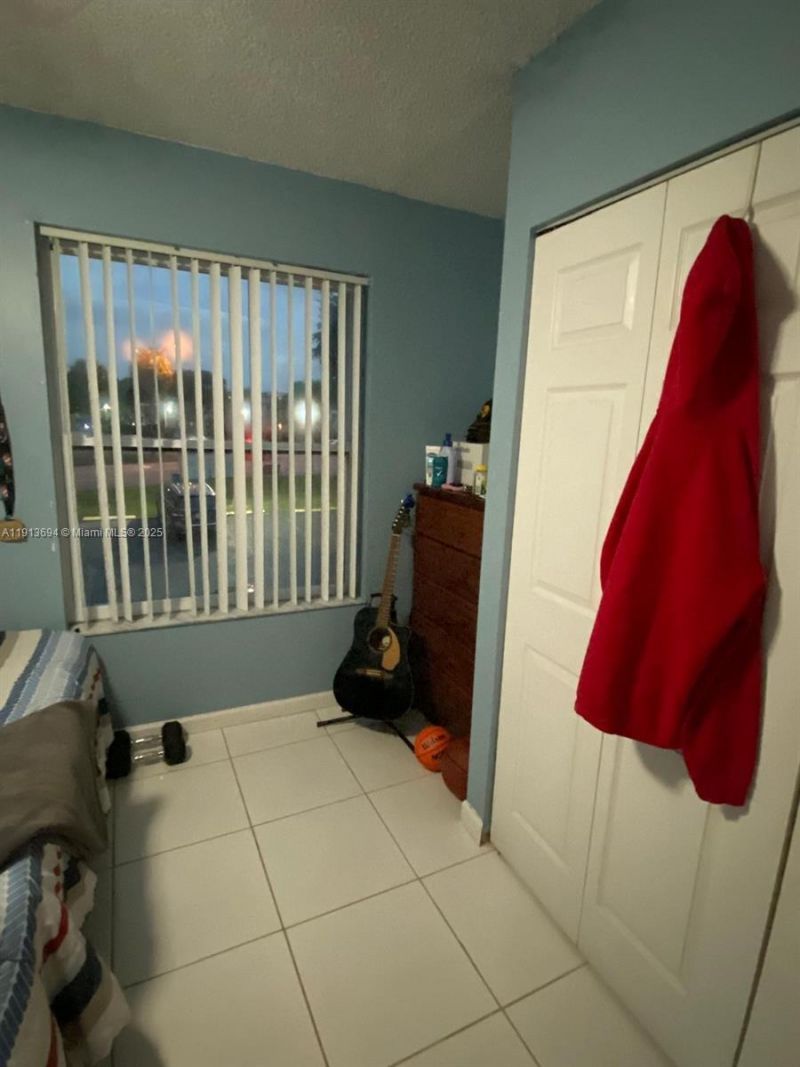 10454 NW 5th Ter, Unit 4-30, Miami, FL 33172 Photo