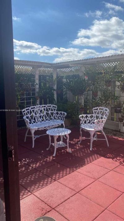 10454 NW 5th Ter, Unit 4-30, Miami, FL 33172 Photo