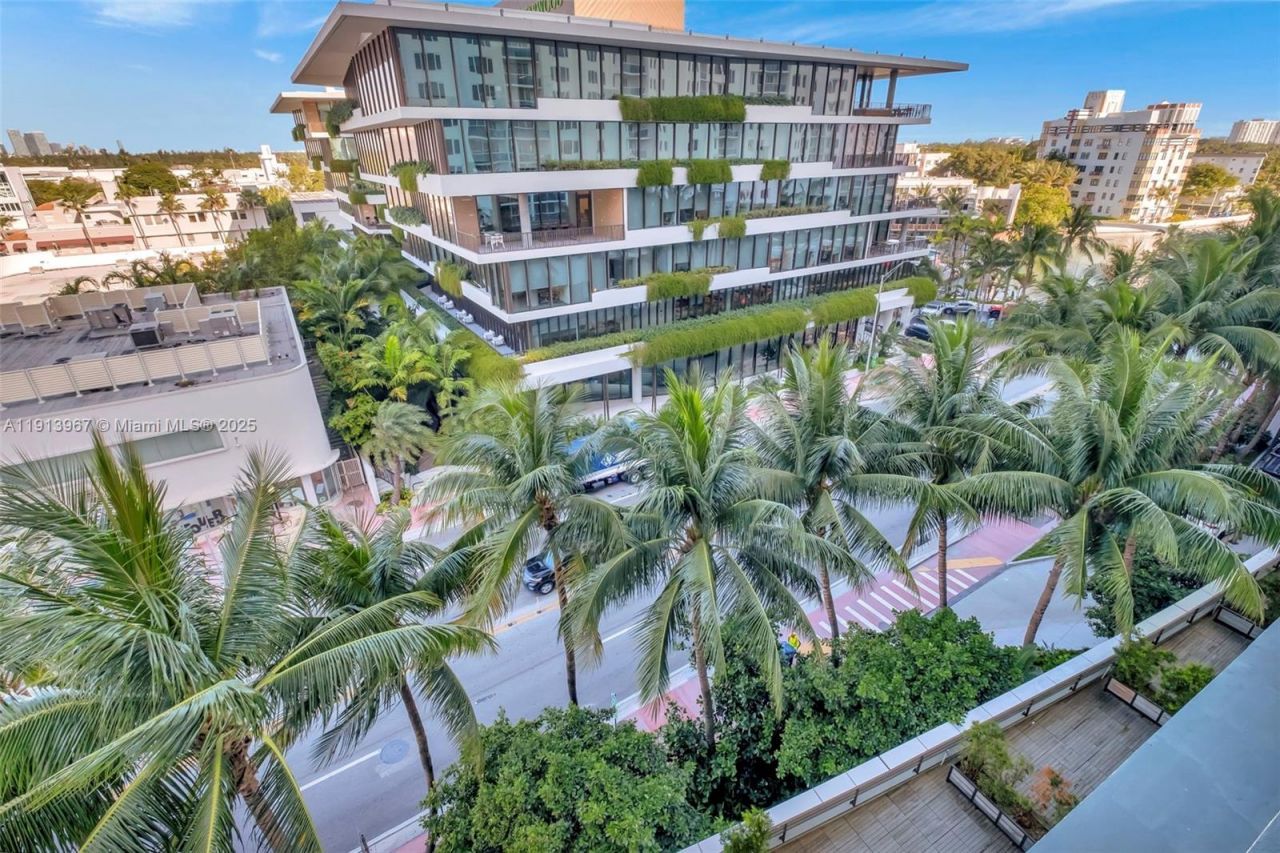 2301 Collins Ave, Unit 634, Miami Beach, FL 33139 Photo