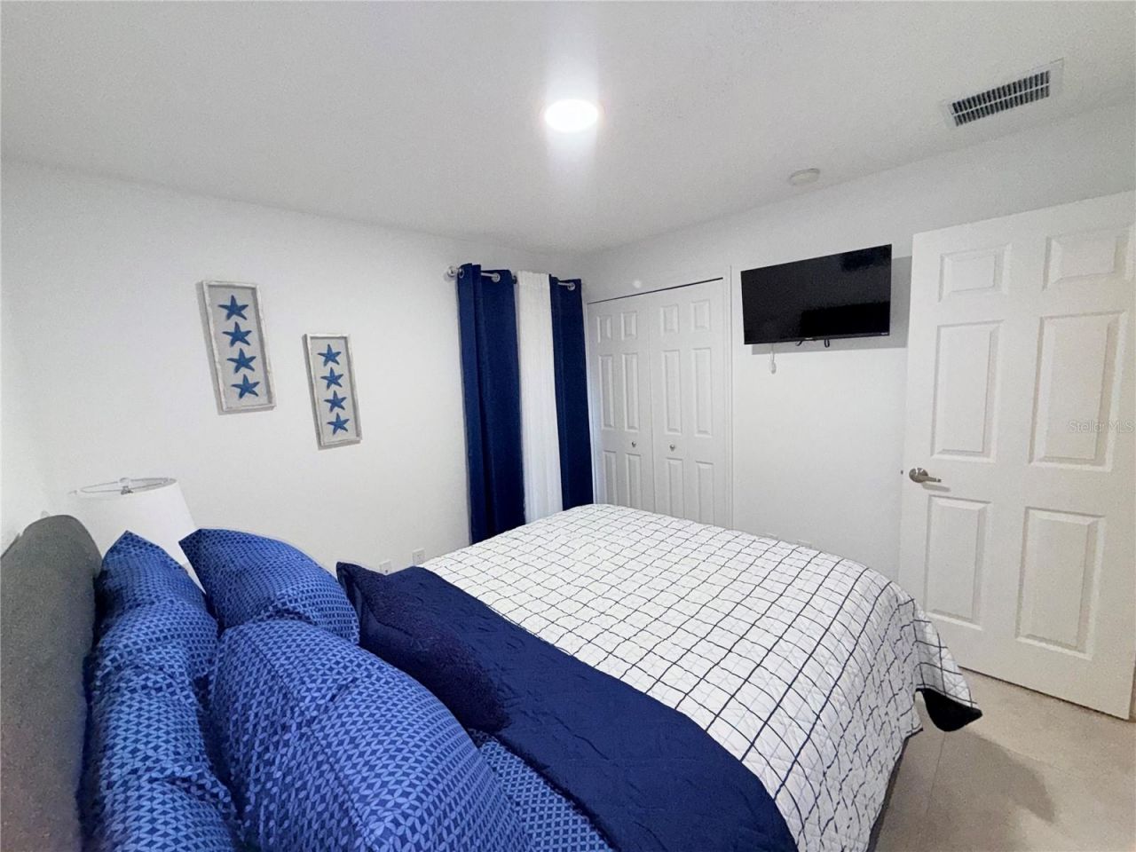 8587 Sunrise Key Drive, Kissimmee, FL 34747 Photo