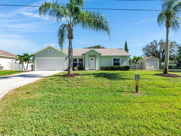 4257 SW Kazan Street, Port St. Lucie, FL 34953