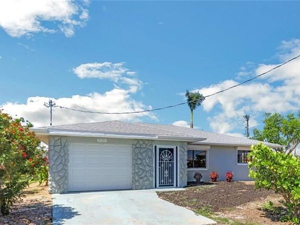 3580 Gondola LN, ST. JAMES CITY, FL 33956