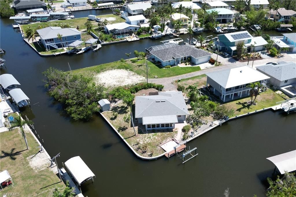 3580 Gondola Ln, Saint James City, FL 33956 Photo