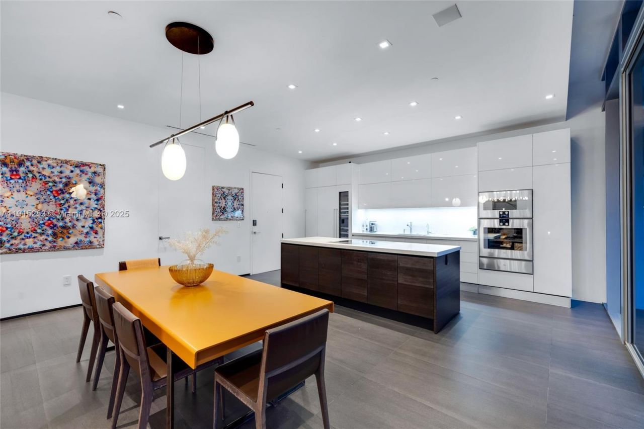 250 NW 24th St, Unit PHA, Miami, FL 33127 Photo