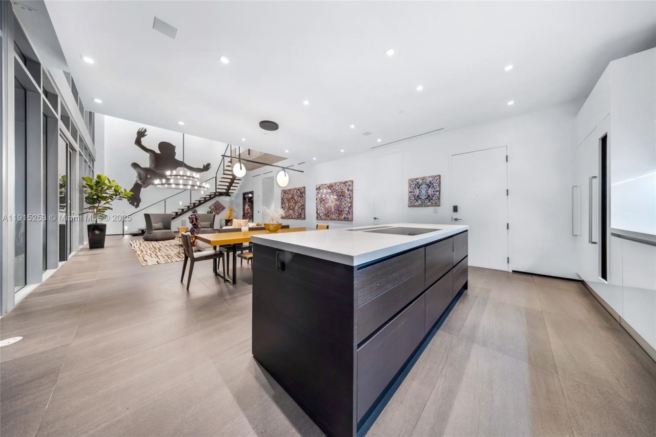 250 NW 24th St, Unit PHA, Miami, FL 33127 Photo